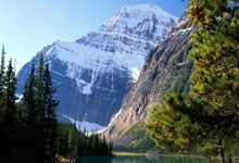 Relevo：安帅考虑在巴斯克斯回归后继续让巴尔韦德踢右后卫.